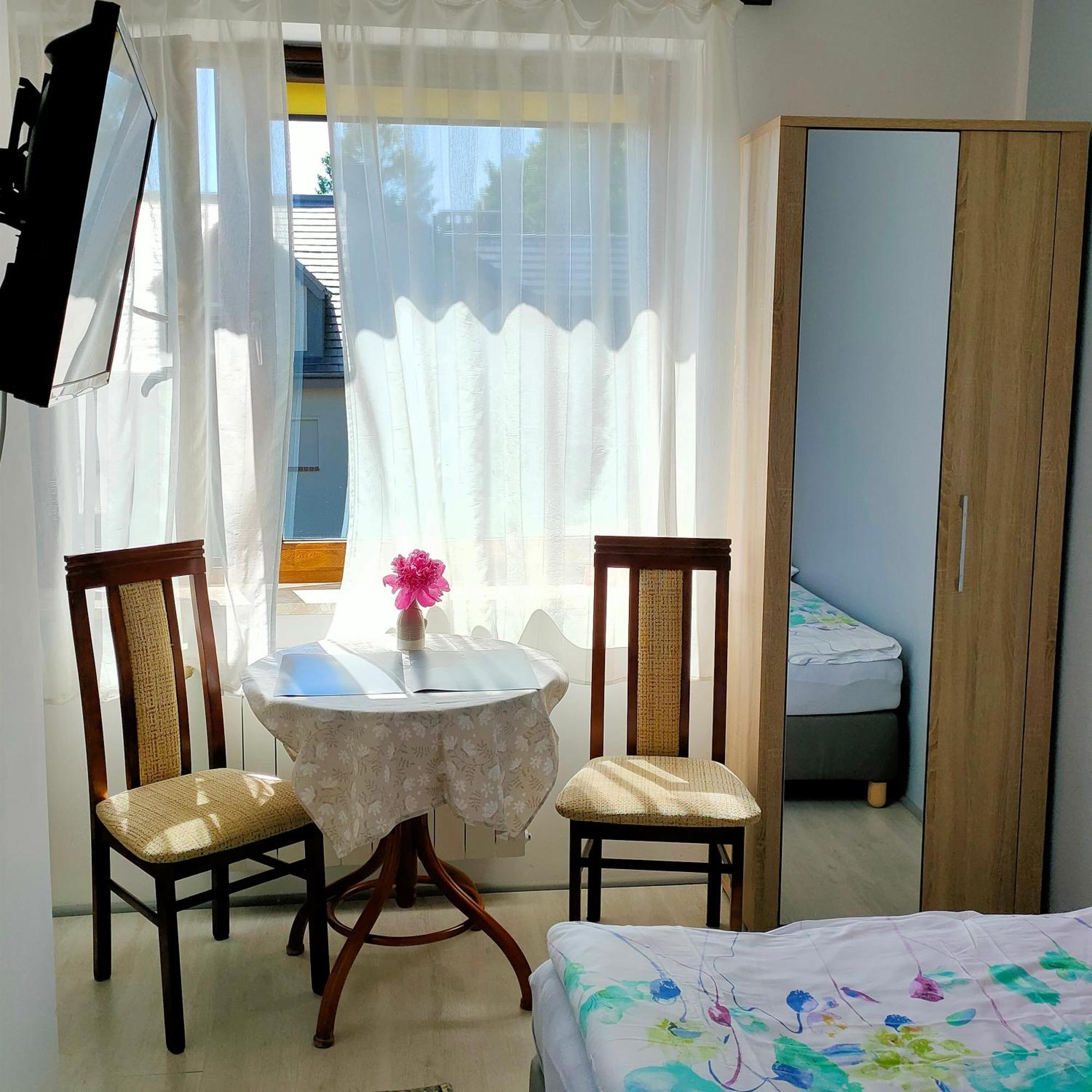 Pokoje Klonowa Kolobrzeg Ngoại thất bức ảnh