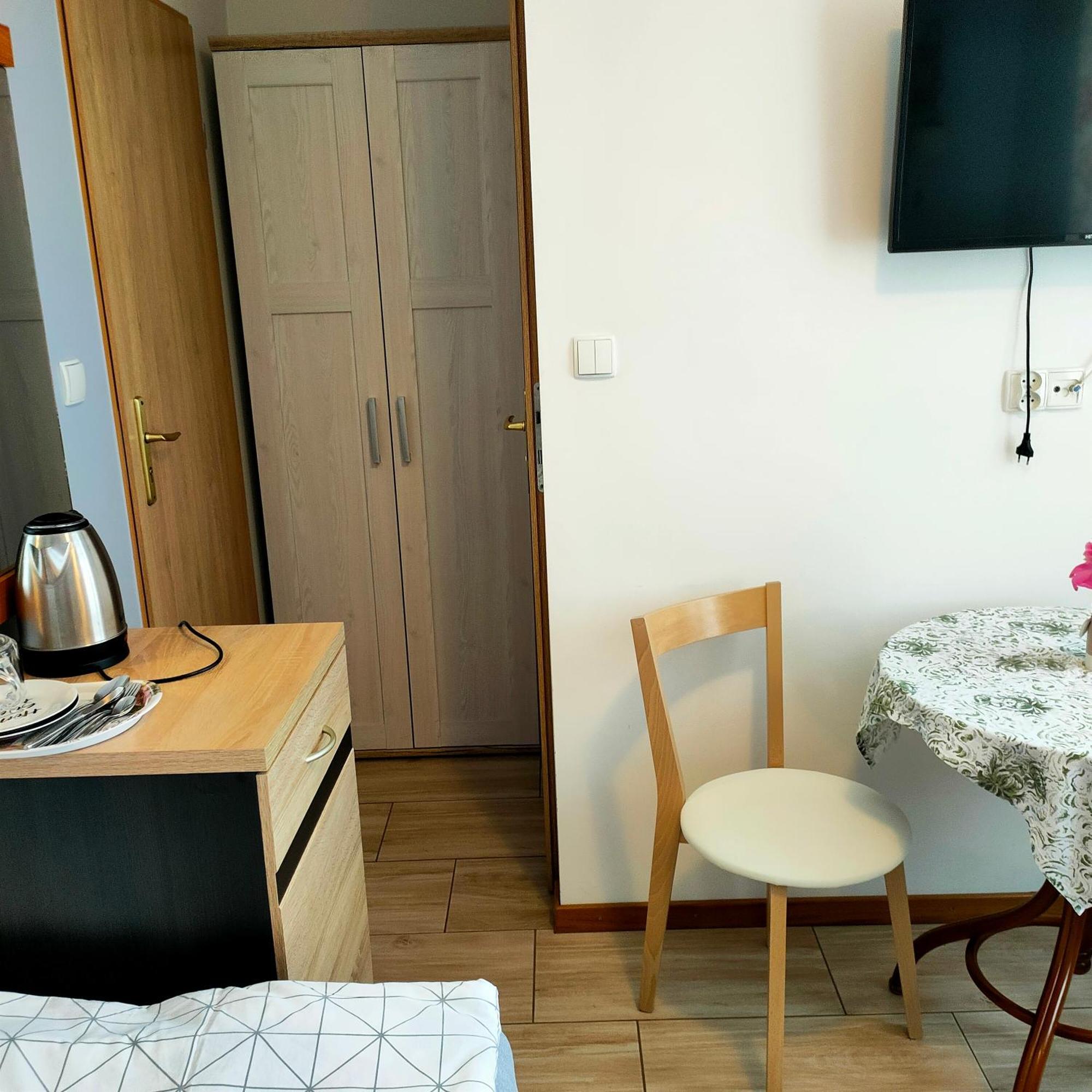 Pokoje Klonowa Kolobrzeg Ngoại thất bức ảnh